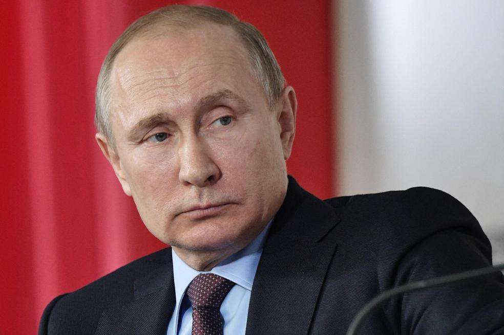 El presidente de Rusia, Vladimir Putin, lograría ser reelegido hoy con el 70 % de los votos. / AFP