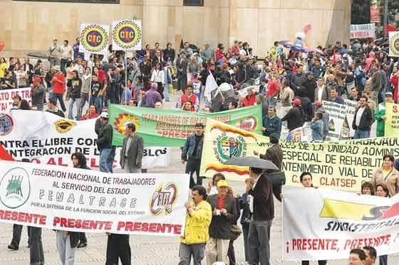 Marcha de movimiento sindicalista. / Archivo particular.