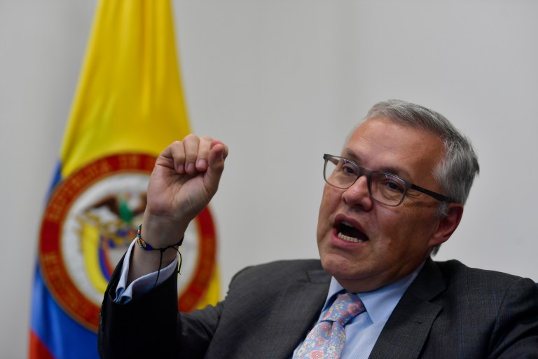 Minjusticia pide medidas de protección urgentes para funcionarios del Inpec