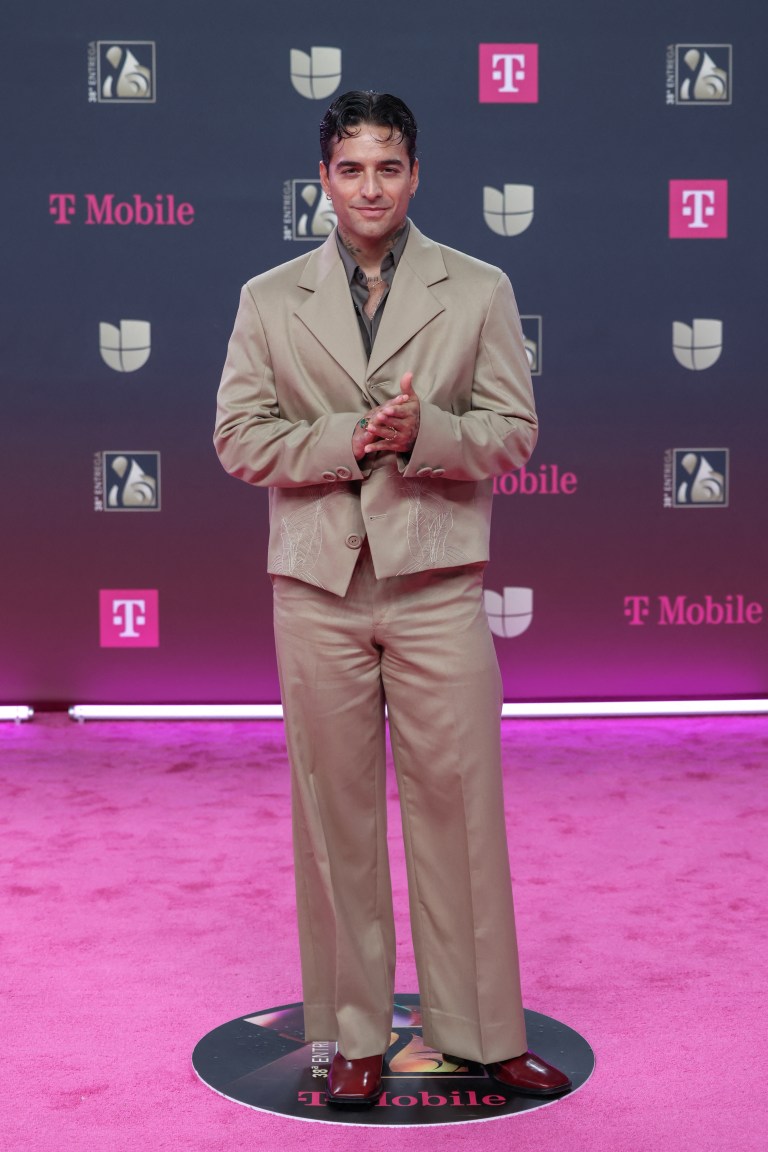 Maluma vestido de la Petit Mort. / Giorgio Viera / AFP