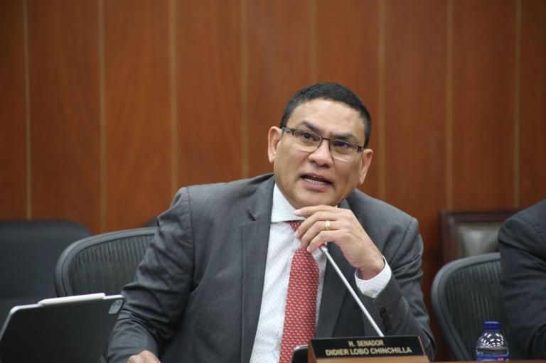 Corte Suprema llama a juicio al senador Didier Lobo por presuntos contratos irregulares