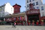 Turismo en París: el imperdible Moulin Rouge