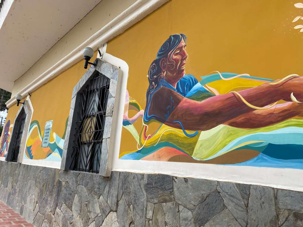 Muralismos indígenas en el centro de Caldono.