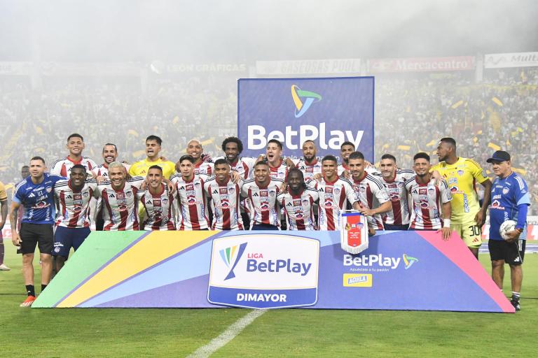 Junior de Barranquilla, Enamorado y con perfume, celebra la estrella 11