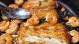 Receta para preparar pesca blanca con langostinos y mantequilla de crustáceos