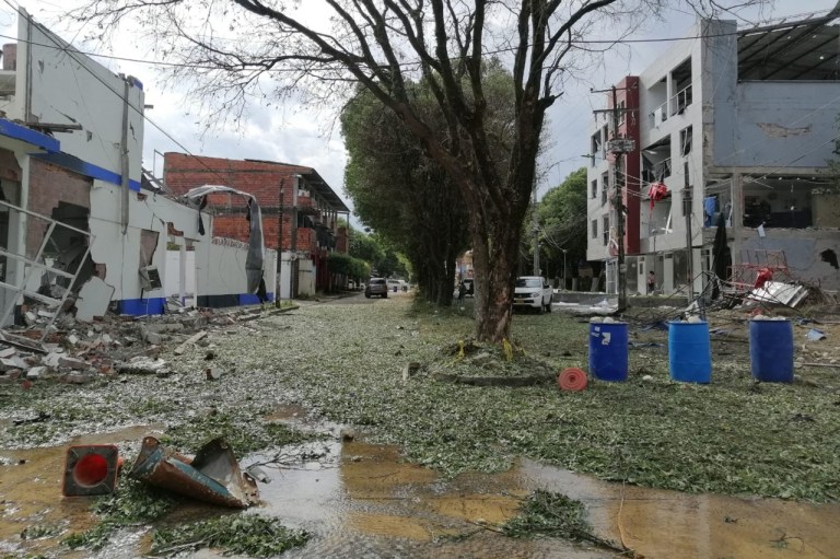 Sede de la Asociación de Cabildos Indígenas, destruida tras explosión en Saravena