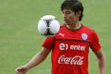 Matías Fernández no entrenó con Chile ante una posible lesión