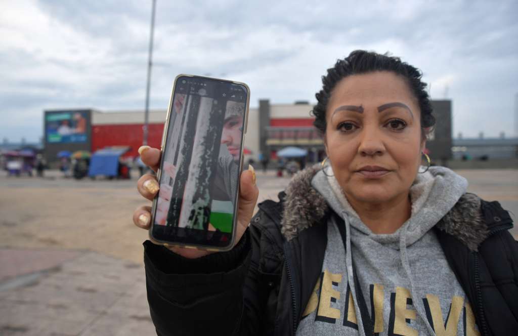 Madre de Sergio Andrés Pastor González, conocido como “Diecinueve” quién pertenece a la primera línea, capturado por los hechos ocurridos durante el paro nacional.
