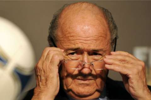 El orgullo y la dignidad no son cuestión del color de la piel: Blatter