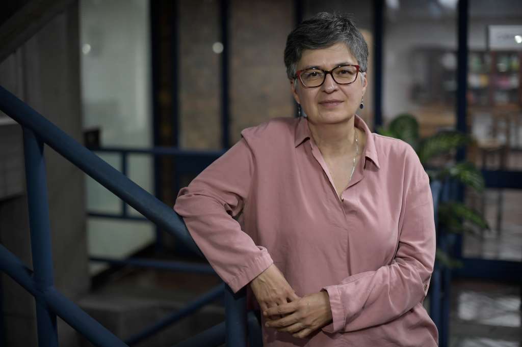 Directora de Colombia Diversa, líder y defensora de los derechos de las personas LGBT.