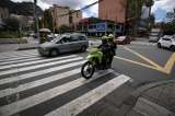 En video: registran robo con arma de fuego a plena luz del día en Bogotá