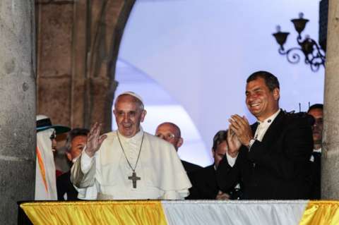 El papa Francisco se reunió con el presidente de Ecuador en privado