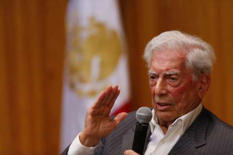 Caja de citas: frases de Mario Vargas Llosa sobre sus pasiones y amores