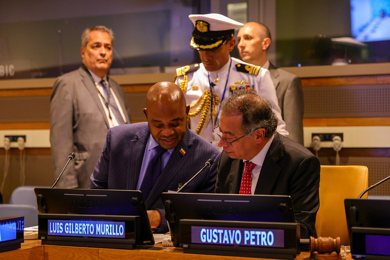 El canciller Luis Gilberto Murillo y el presidente Gustavo Petro en la Comisión de Consolidación de la Paz de las Naciones Unidas.