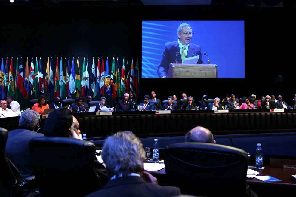 Los gobernantes que participaron hoy en la inauguración de la II Cumbre de la Comunidad de Estados Latinoamericanos y Caribeños (Celac), en La Habana (Cuba). /EFE