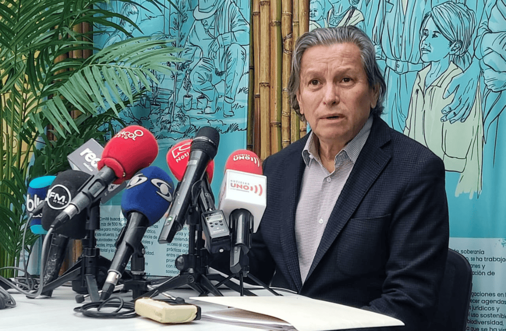 Armando Novoa, jefe de la delegación de Gobierno en diálogos con la disidencia Coordinadora Nacional Ejército Bolivariano, al mando de Walter Mendoza.