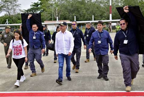 Clan del Golfo está instrumentalizando a los pequeños mineros: Gustavo Petro