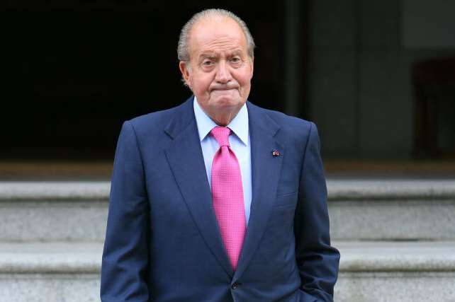 El rey Juan Carlos divide a España: unos piden que se le permita regresar a España desde Emiratos Árabes, en donde se exilió por varias investigaciones.