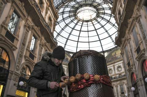 Milán celebra la Navidad con el ‘panettone’ más grande del mundo