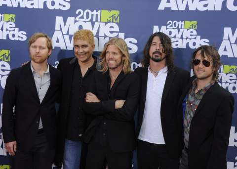 Video: con velas se viste el Estéreo Picnic tras muerte de Taylor Hawkins