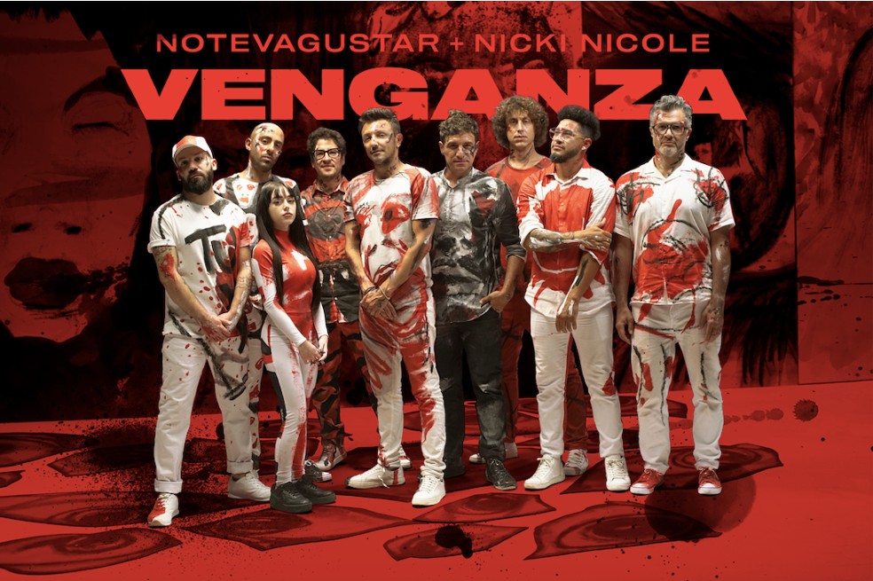 Emiliano Brancciari, Guzmán Silveira, Diego Bartaburu, Martín Gil, Denis Ramos, Mauricio Ortiz, Pablo Coniberti y Francisco Nasser junto a Nicki Nicole durante la grabación de "Venganza".