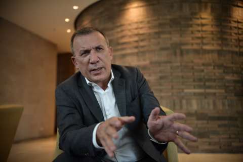 ¿Cierto o falso? La historia del supuesto trino de Roy Barreras contra Petro de 2018