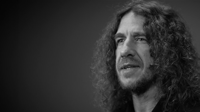 “Luis Díaz es un jugador muy bueno, no debe conformarse”: Carles Puyol