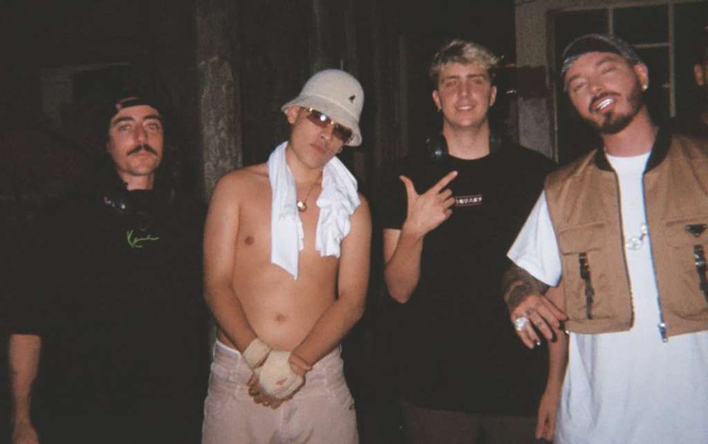 Lucas Vignale junto a Trueno y J Balvin.