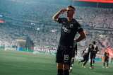 Borré sumó minutos en el empate de Eintracht Frankfurt contra Bayern Múnich