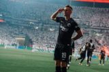 Rafael Santos Borré, el goleador que llevó al Eintracht a la Supercopa de Europa