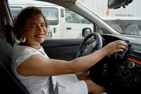 Victoria Tirado, una conductora trans de Uber