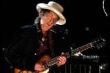 Bob Dylan por fin da las gracias por el Nobel de Literatura