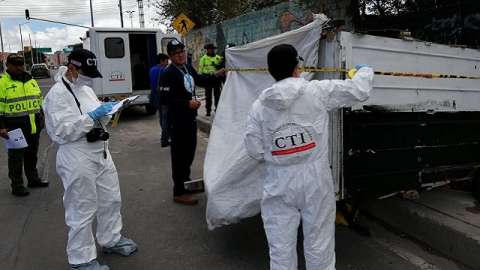 Hallan el cadáver de una mujer, en plena vía pública, al norte de la ciudad