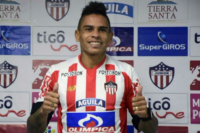 Agárrate: Júnior presentó al uruguayo Jonatan Álvez