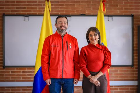 “No peleamos con la tecnología, le encontramos un propósito”: secretaria de Educación