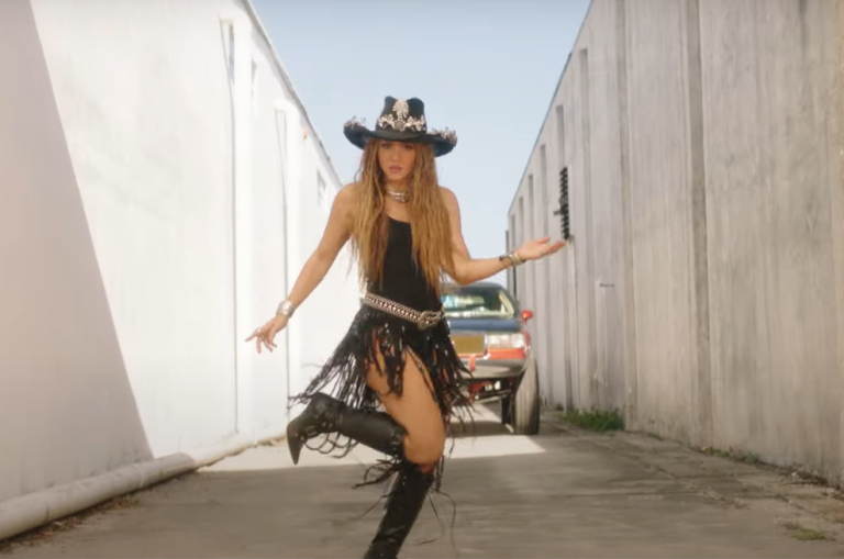 Shakira llega a la música regional mexicana con “El Jefe”, su nueva canción