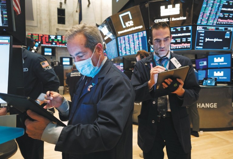 Tasa de desempleo de Estados Unidos cayó al 5,4% en julio