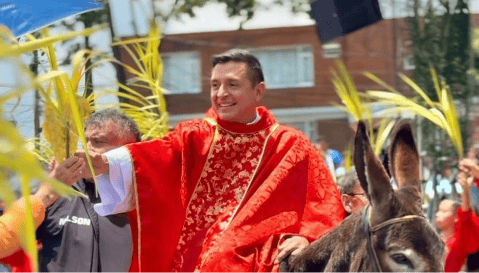 ‘El Padre Chucho’ y sus consejos para renovarse durante la Semana Santa