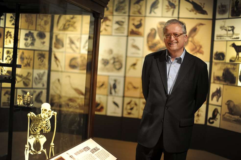 Alan Draeger cuenta que nunca pensó terminar trabajando en un museo y que todo comenzó como un intento de ocuparse en sus ratos libres. / Óscar Pérez