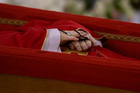 El Vaticano ya reveló la fecha del funeral del papa Francisco tras su muerte