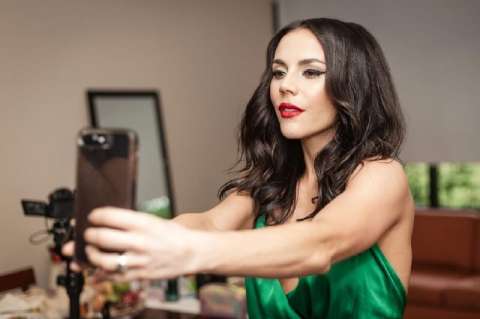 Carolina Gaitán: Les escribo desde mi rinconcito