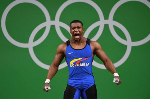 En su regreso, Óscar Figueroa logró bronce en el Mundial de Pesas