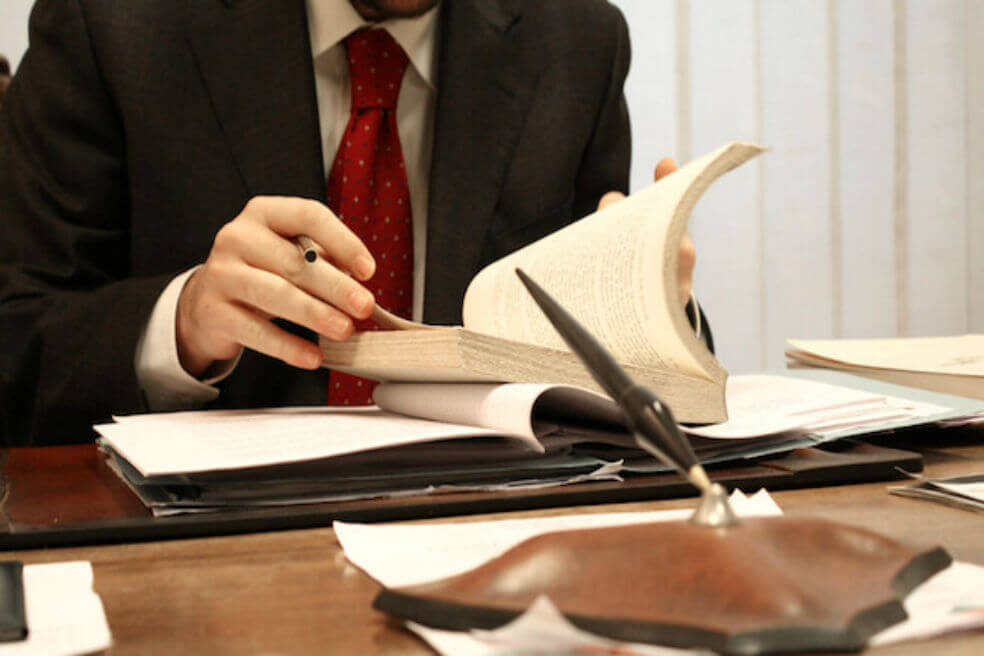En Colombia hay 350 abogados por cada 1.000 personas. / Flickr