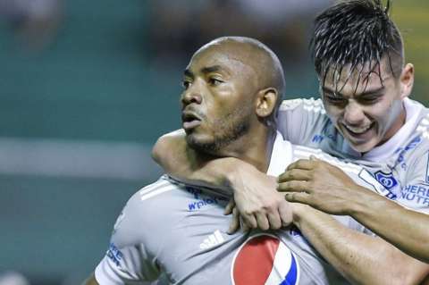 A Millonarios se le abrió el arco y le ganó a Deportivo Cali en su casa