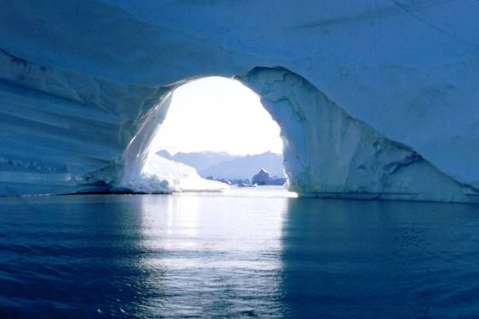 Descubierta una gran bolsa de agua en el hielo de Groenlandia