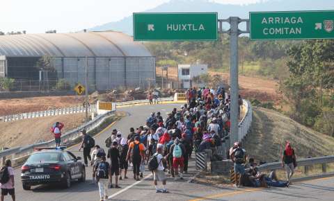 Más de 400 migrantes fueron encontrados entre Bahamas y México