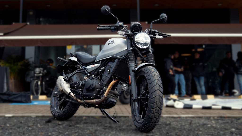 El Espectador probó la nueva moto GRR 450 de la marca Royal Enfield durante un recorrido de aproximadamente 60 kilómetros en las cercanías de Medellín. ¿Cómo fueron las sensaciones de manejo, cuáles son sus especificaciones generales y cuál será su precio? Descúbralo en este video.