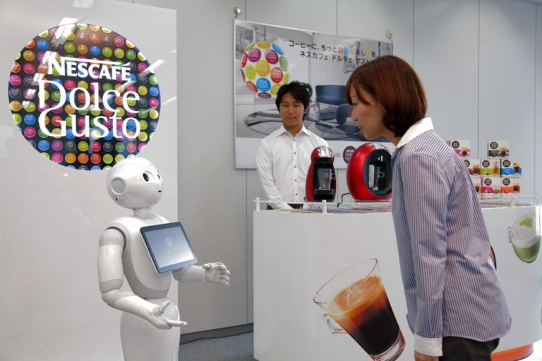 Robots venderán café a los japoneses