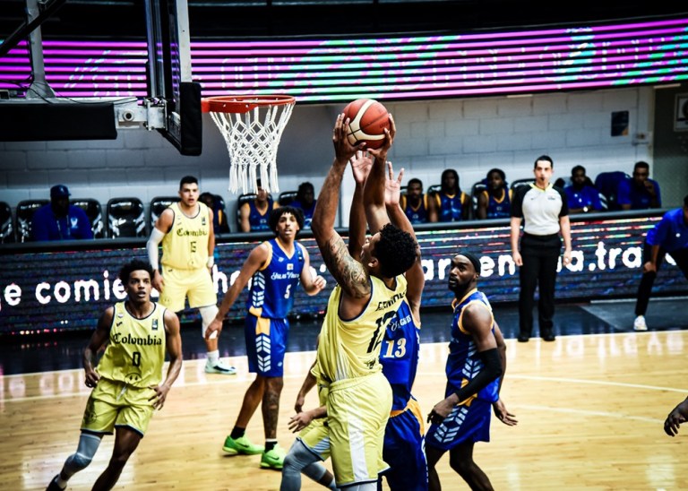 La selección de baloncesto sigue en carrera a los Juegos Olímpicos 2024