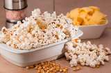 Prepara palomitas de maíz sin aceite en tu microondas